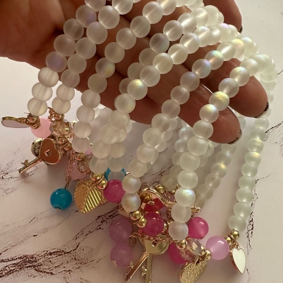 Boho Chic Beaded Stretched Bracelet Set with Charms 7Pcs Brand New - Picture 3 of 5